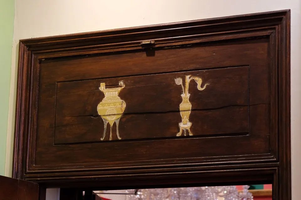 Frame above the door