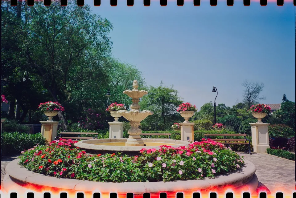 Dried fountain